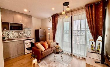 À louer 2 chambres condo à Thon Buri, Bangkok