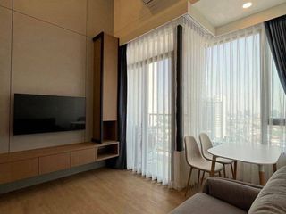 Condo en alquiler de 1 habitaciones en Huai Khwang, Bangkok