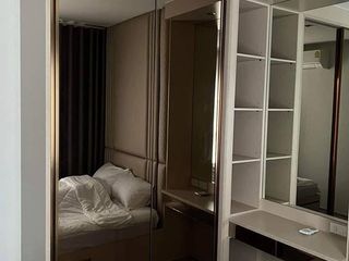 Condo en alquiler de 1 habitaciones en Huai Khwang, Bangkok