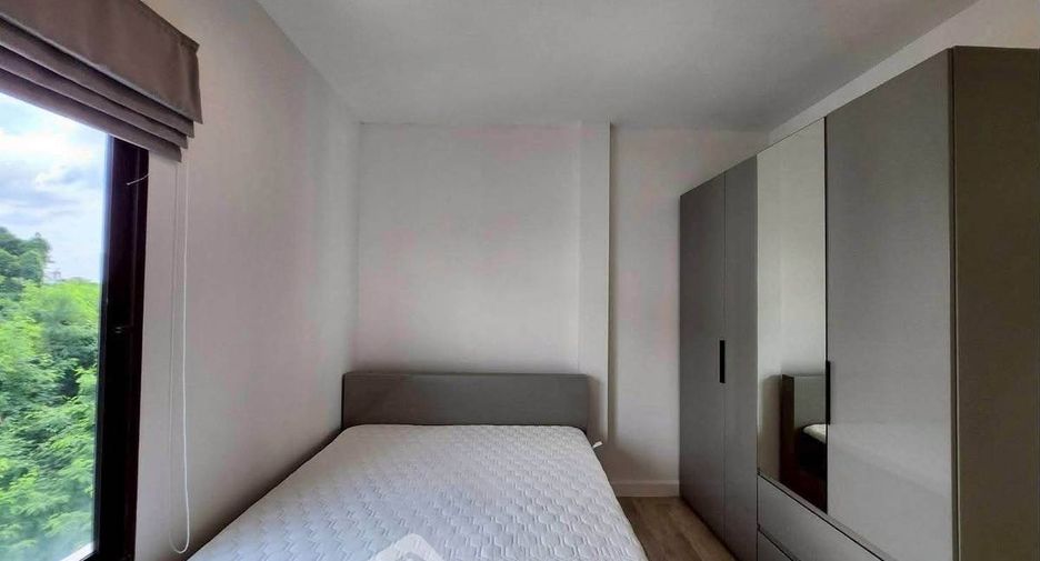 For rent 3 bedrooms townhouse in Suan Luang, Bangkok