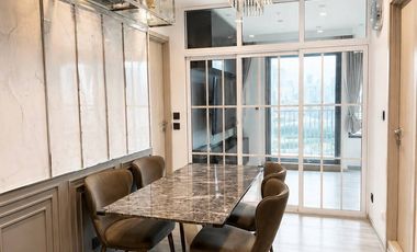 Condo en alquiler de 2 habitaciones en Pathum Wan, Bangkok