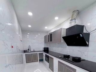 For rent 4 bedrooms townhouse in Wang Thonglang, Bangkok