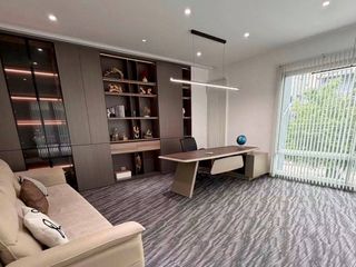 For rent 4 bedrooms townhouse in Wang Thonglang, Bangkok