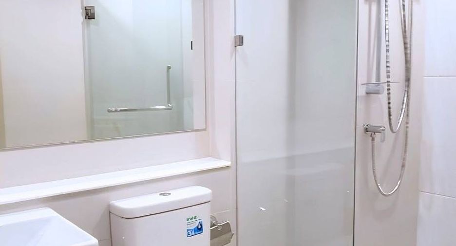 For rent 1 bed condo in Pathum Wan, Bangkok