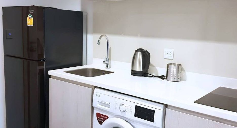 For rent 1 bed condo in Pathum Wan, Bangkok
