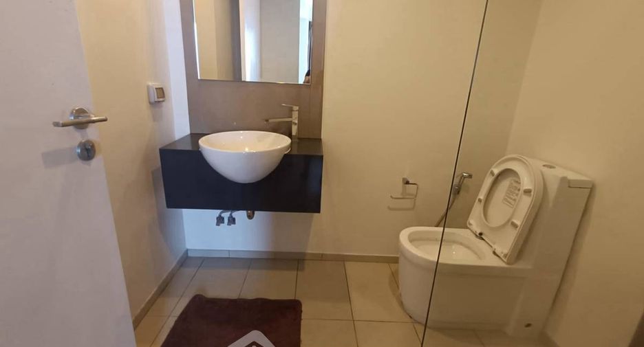 For rent 2 bedrooms condo in Bang Lamung, Chonburi