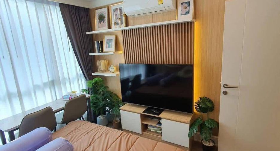 Condo en alquiler de 2 habitaciones en Wang Thonglang, Bangkok