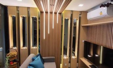 Condo en alquiler de 2 habitaciones en Wang Thonglang, Bangkok