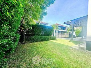For rent 4 ベッドルーム house in Bang Kapi, Bangkok