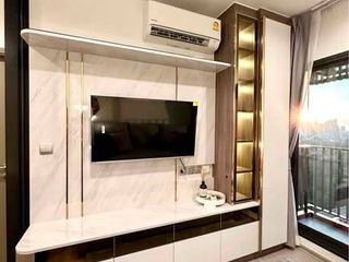Condo en alquiler de 1 habitaciones en Huai Khwang, Bangkok