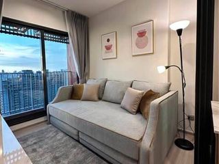 Condo en alquiler de 1 habitaciones en Huai Khwang, Bangkok