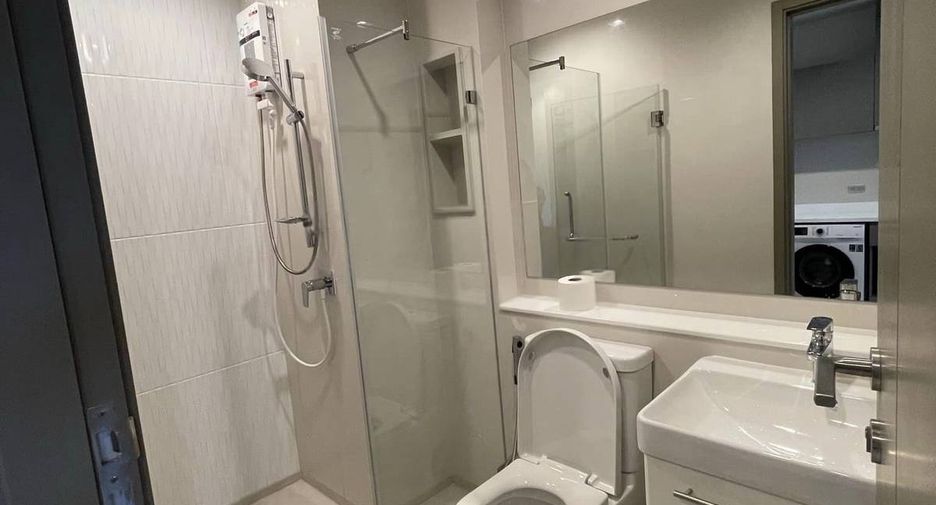 Condo en alquiler de 1 habitaciones en Huai Khwang, Bangkok