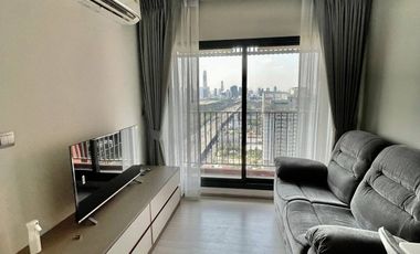 À louer 1 chambre condo à Huai Khwang, Bangkok