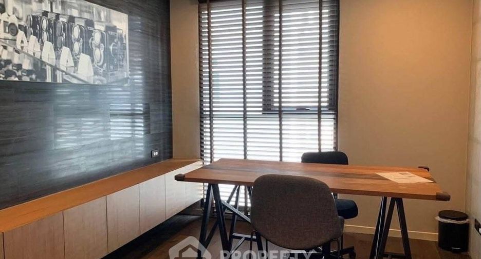 Wohnung zur Miete mit 3 Zimmer in Watthana, Bangkok