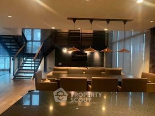 Wohnung zur Miete mit 3 Zimmer in Watthana, Bangkok