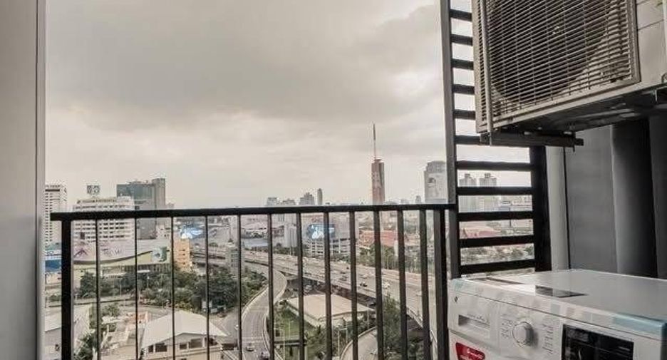 Condo en alquiler de 1 habitaciones en Huai Khwang, Bangkok