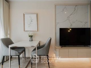 Condo en alquiler de 1 habitaciones en Huai Khwang, Bangkok