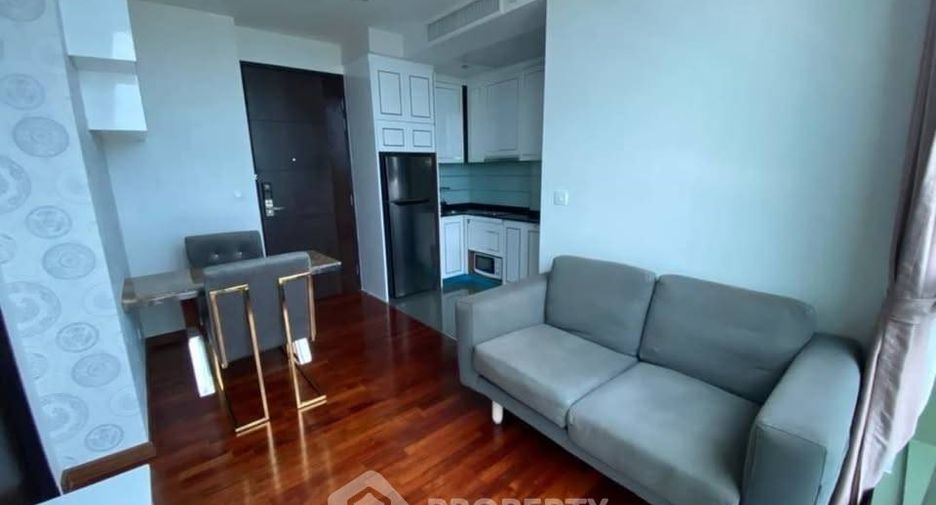 À louer 1 chambre condo à Pathum Wan, Bangkok
