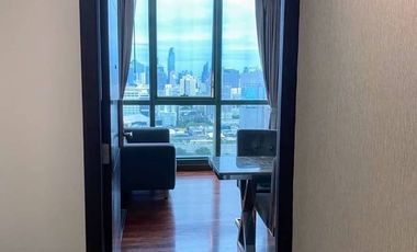 For rent 1 bed condo in Pathum Wan, Bangkok