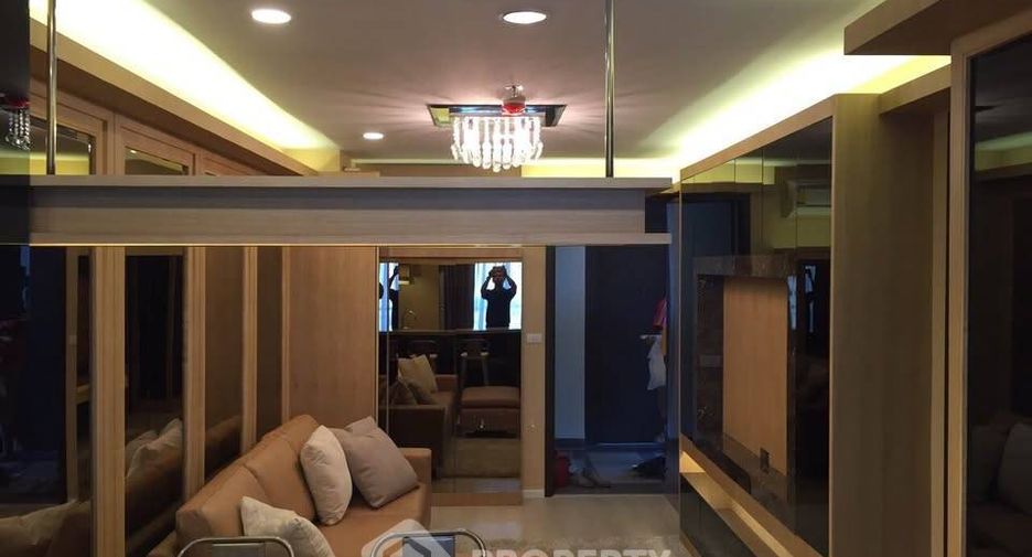 For rent 1 bed condo in Sathon, Bangkok