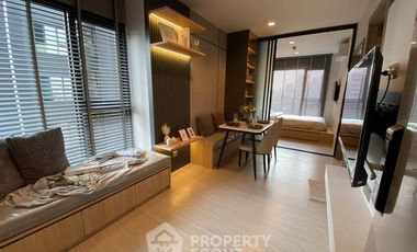 For rent 2 bedrooms condo in Huai Khwang, Bangkok