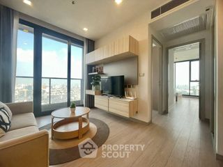 Condo en alquiler de 2 habitaciones en Huai Khwang, Bangkok
