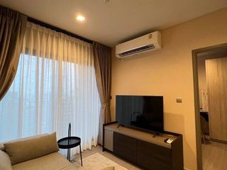 Condo en alquiler de 1 habitaciones en Huai Khwang, Bangkok