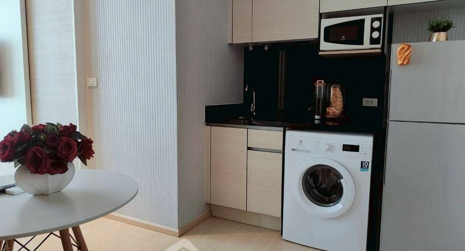 For rent 1 bed condo in Khlong Toei, Bangkok
