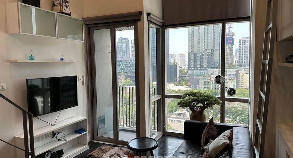 For rent 1 bed condo in Khlong Toei, Bangkok