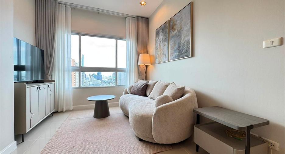 For sale 2 ベッドルーム condo in Khlong San, Bangkok