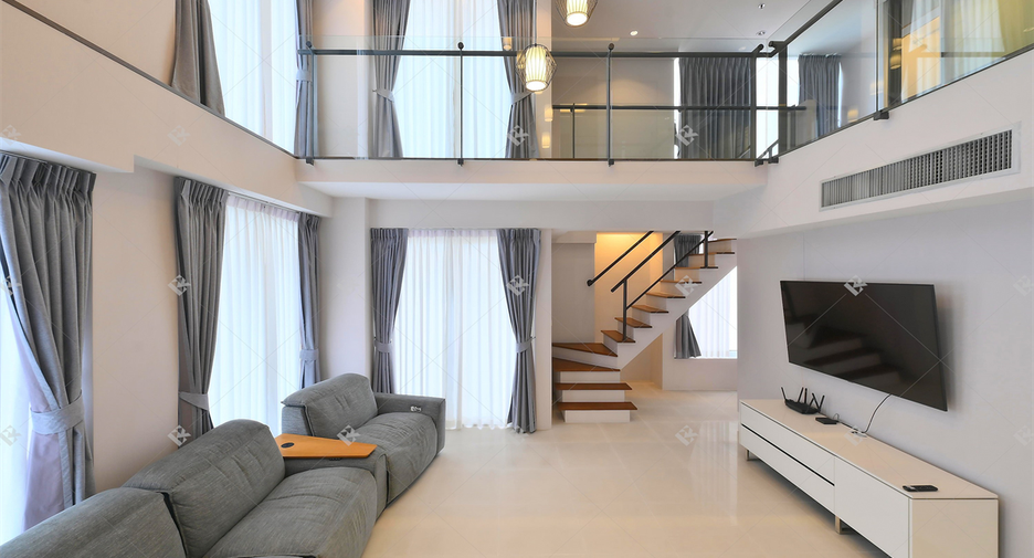 For rent 3 ベッドルーム condo in Pathum Wan, Bangkok