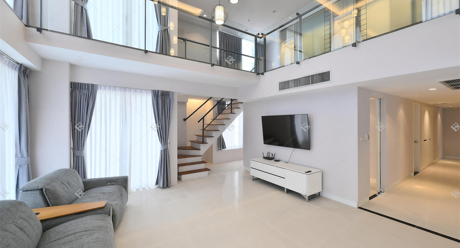 For rent 3 ベッドルーム condo in Pathum Wan, Bangkok