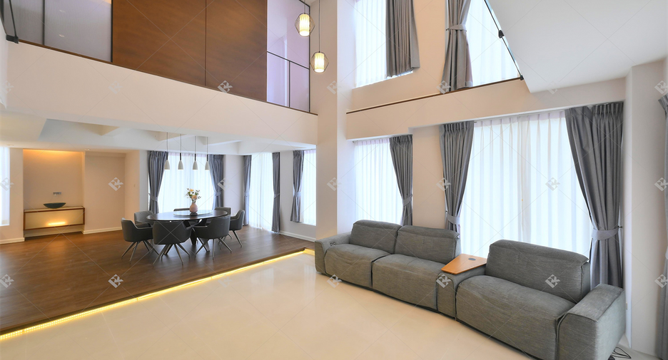For rent 3 ベッドルーム condo in Pathum Wan, Bangkok