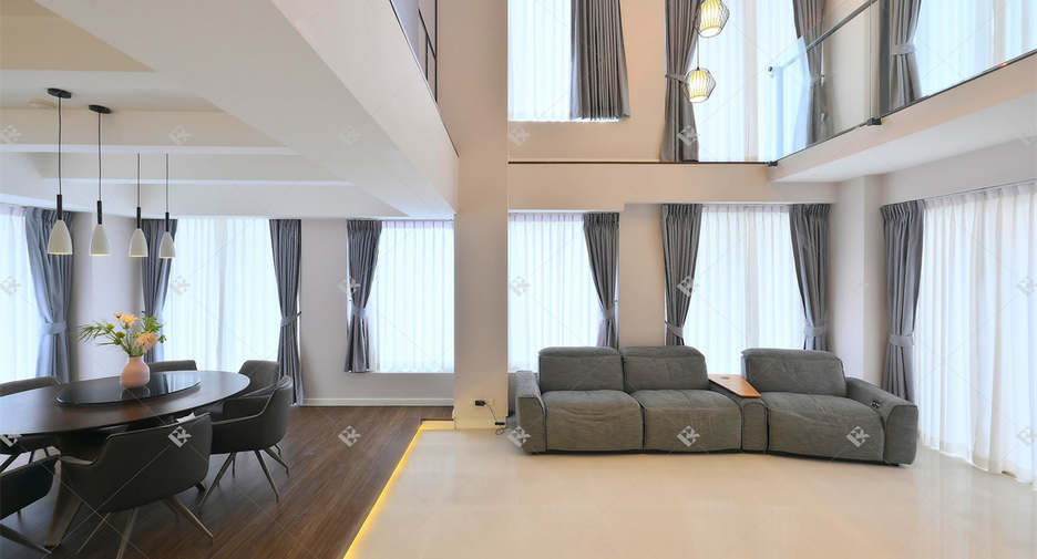 For rent 3 ベッドルーム condo in Pathum Wan, Bangkok
