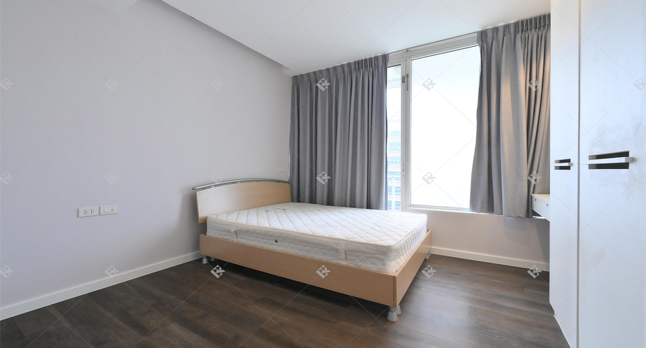For rent 3 ベッドルーム condo in Pathum Wan, Bangkok