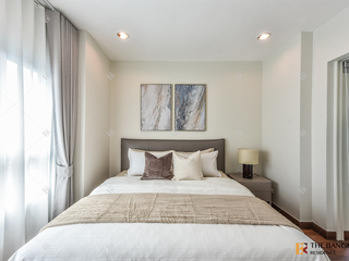 For rent 2 bedrooms condo in Khlong San, Bangkok