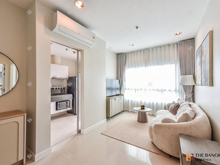For rent 2 bedrooms condo in Khlong San, Bangkok