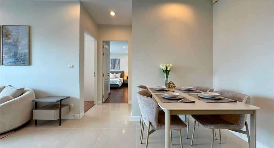 For rent 2 ベッドルーム condo in Khlong San, Bangkok