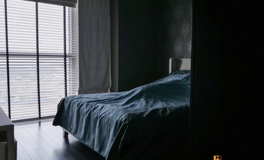 For rent 3 bedrooms condo in Yan Nawa, Bangkok