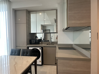 Condo en venta de 2 habitaciones en Chatuchak, Bangkok