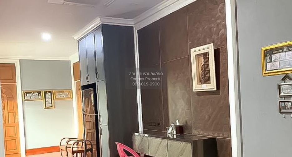 Haus zum Kauf mit 5 Zimmer in Lak Si, Bangkok