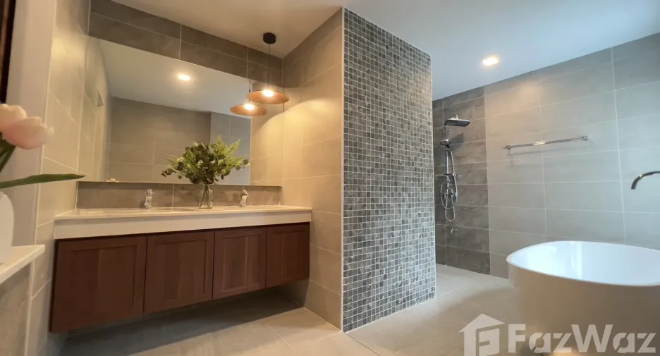 Villa en venta de 4 habitaciones en Hang Dong, Chiang Mai