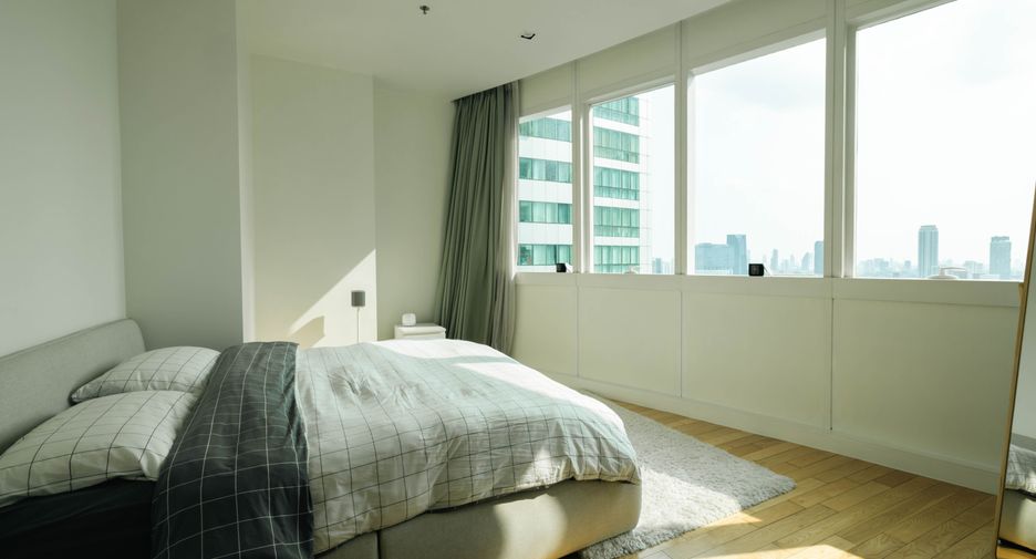Condo en alquiler de 2 habitaciones en Khlong Toei, Bangkok