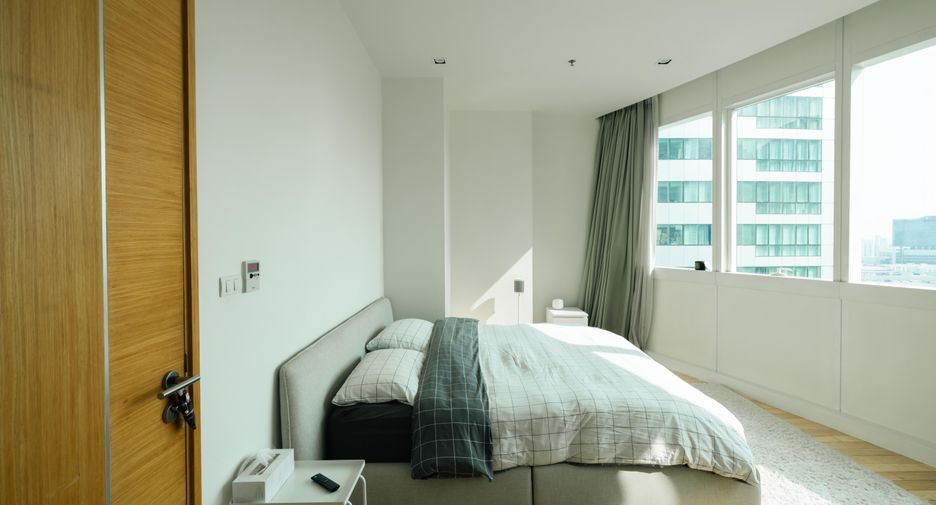 Condo en alquiler de 2 habitaciones en Khlong Toei, Bangkok