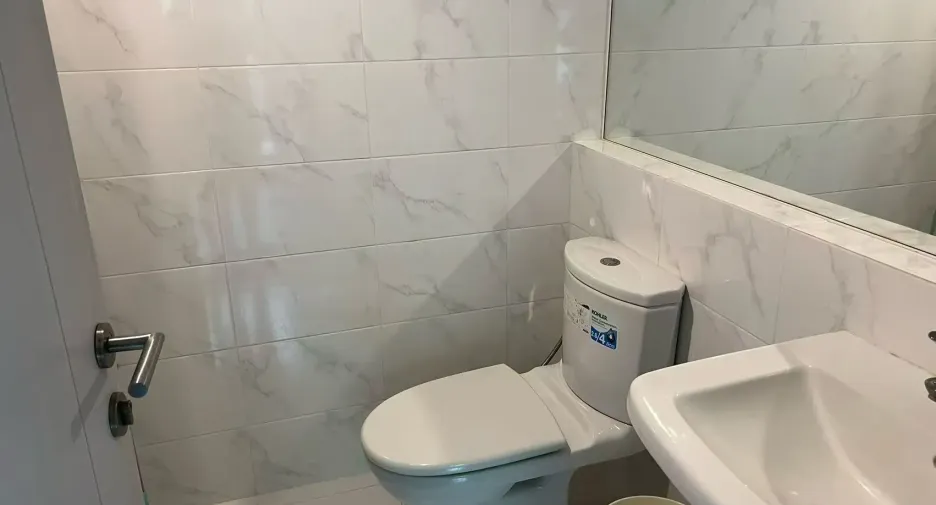 Wohnung zum Kauf mit Studio in Khlong Toei, Bangkok