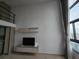 Condo en alquiler de 1 habitaciones en Huai Khwang, Bangkok