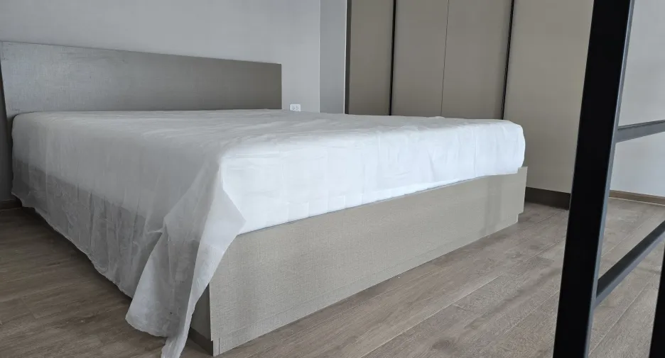 Condo en alquiler de 1 habitaciones en Huai Khwang, Bangkok