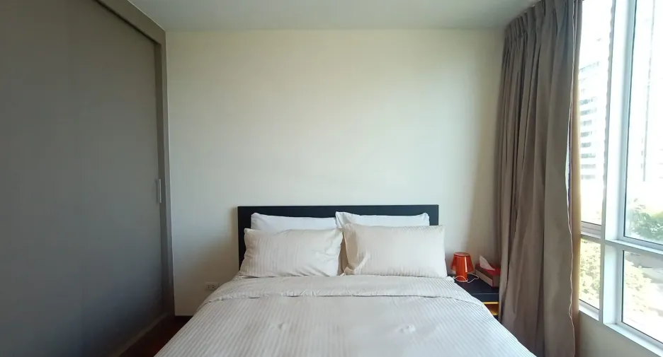 For sale and for rent 2 bedrooms condo in Khlong Toei, Bangkok