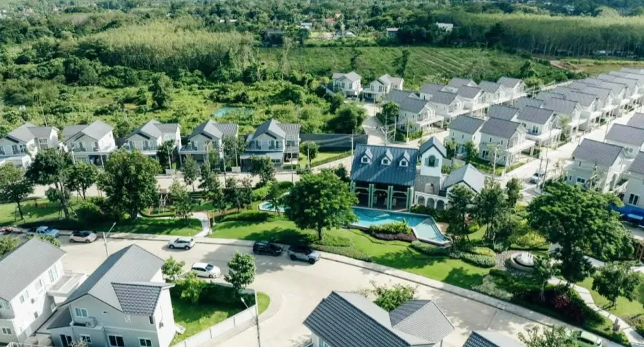 For sale and for rent 4 bedrooms house in Thalang, Phuket