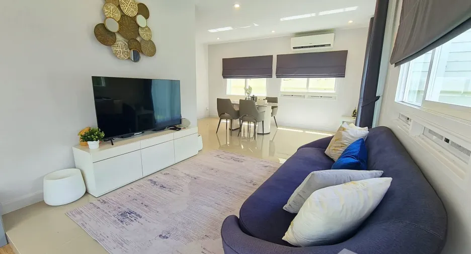 For sale and for rent 4 bedrooms house in Thalang, Phuket